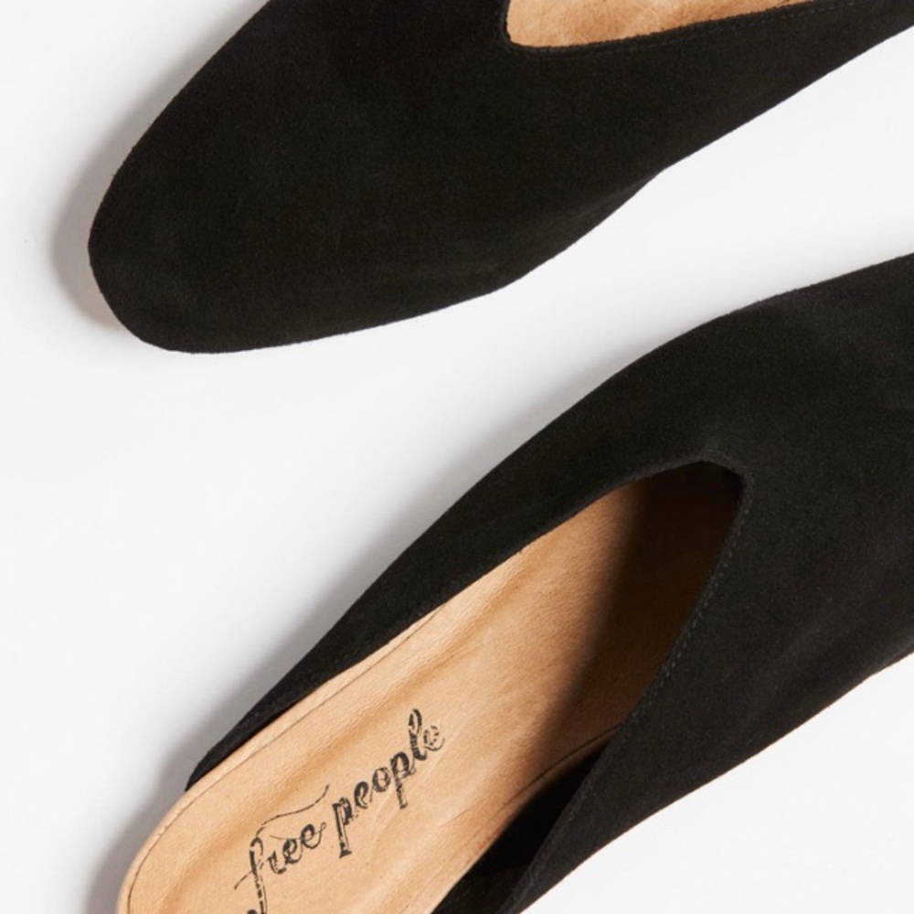 Free People | Callie Flat | black suede | 8